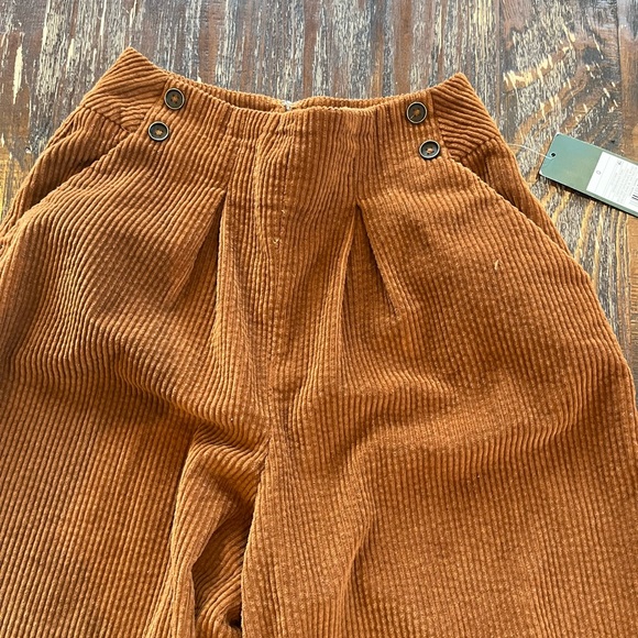 Carmel corduroy high waisted wide leg pants - Picture 7 of 8